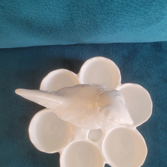 White Ceramic Chicken Egg Holder - Picture 6 of 15